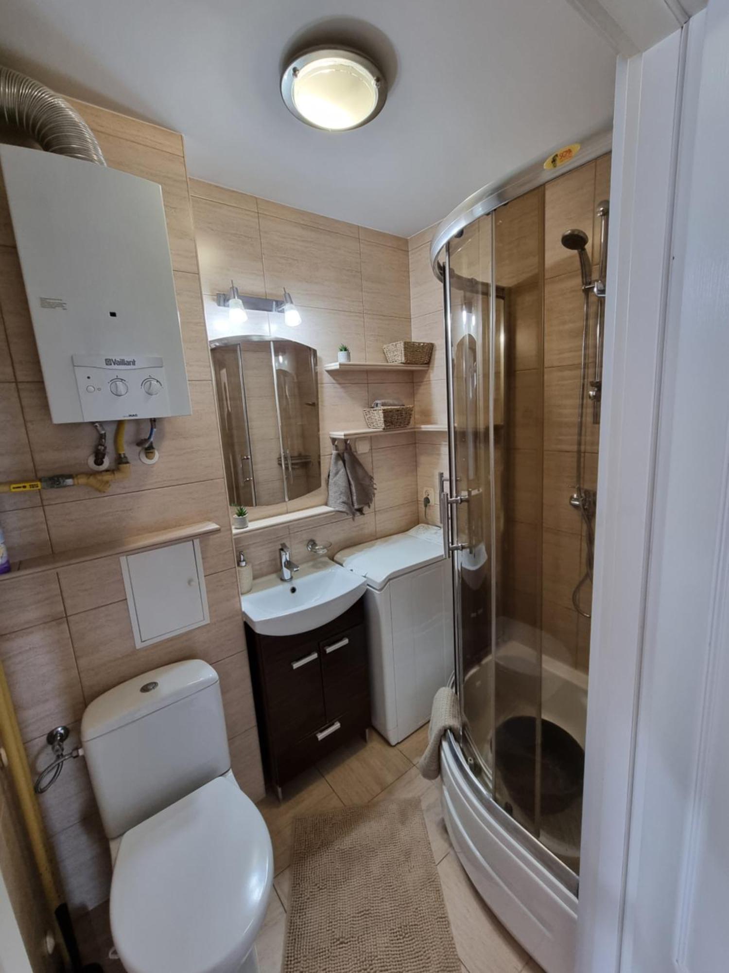 Apartament Dwupokojowy Z Balkonem ชวีโนวิชแจ ภายนอก รูปภาพ